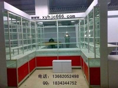 钛合金展柜 (12)